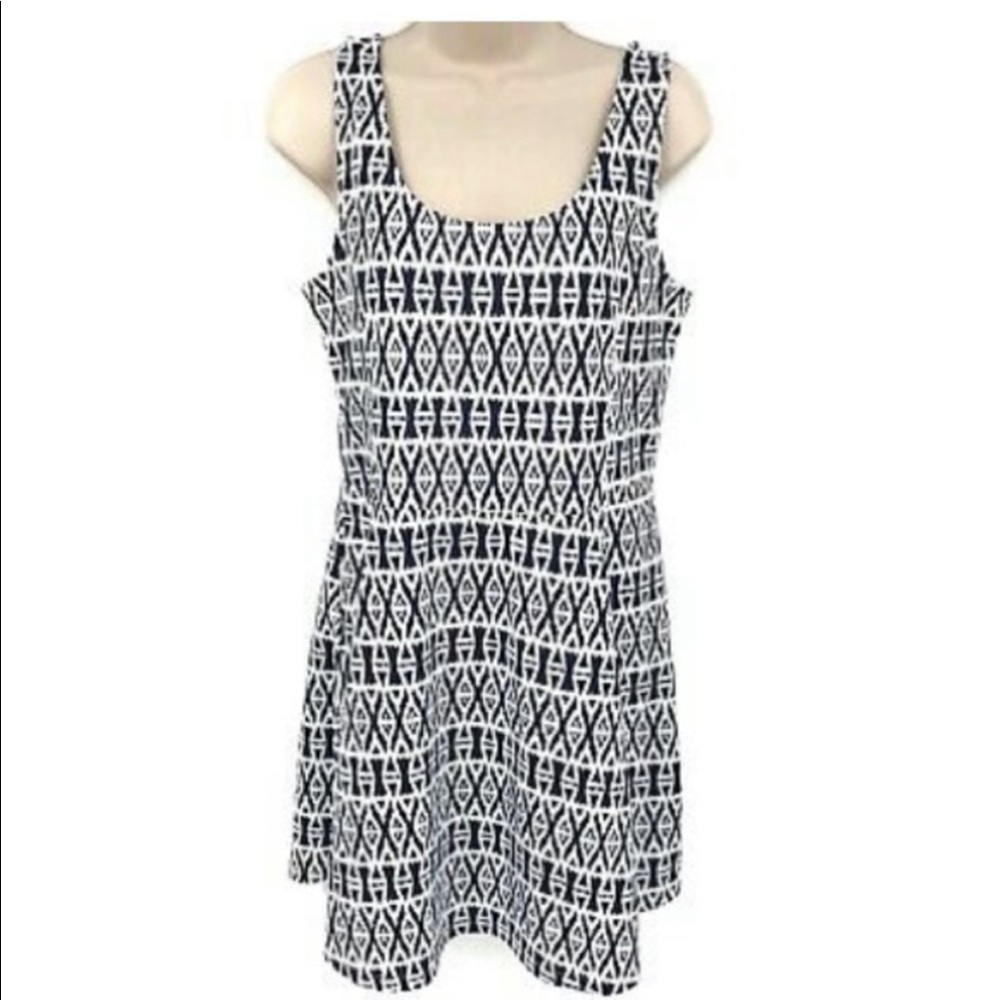 Divided H&M Aztec dress Navy White sleeveless